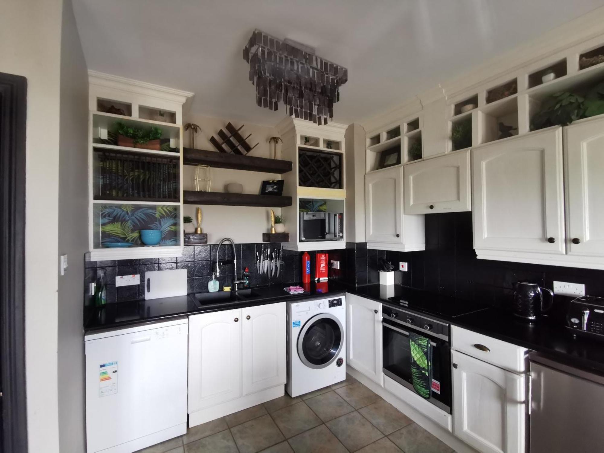 Ferienwohnung Palm Cove Bundoran Luxurious Sea View Balcony Free Wifi Netflix Sleeps 5 Exterior foto