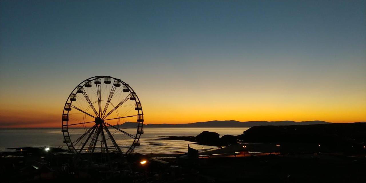 Ferienwohnung Palm Cove Bundoran Luxurious Sea View Balcony Free Wifi Netflix Sleeps 5 Exterior foto